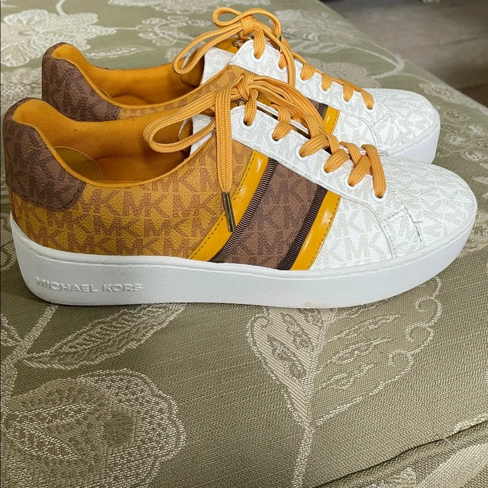 🧡 MICHAEL KORS POPPY STRIPE LACE UP Sneaker no box - Picture 2 of 4